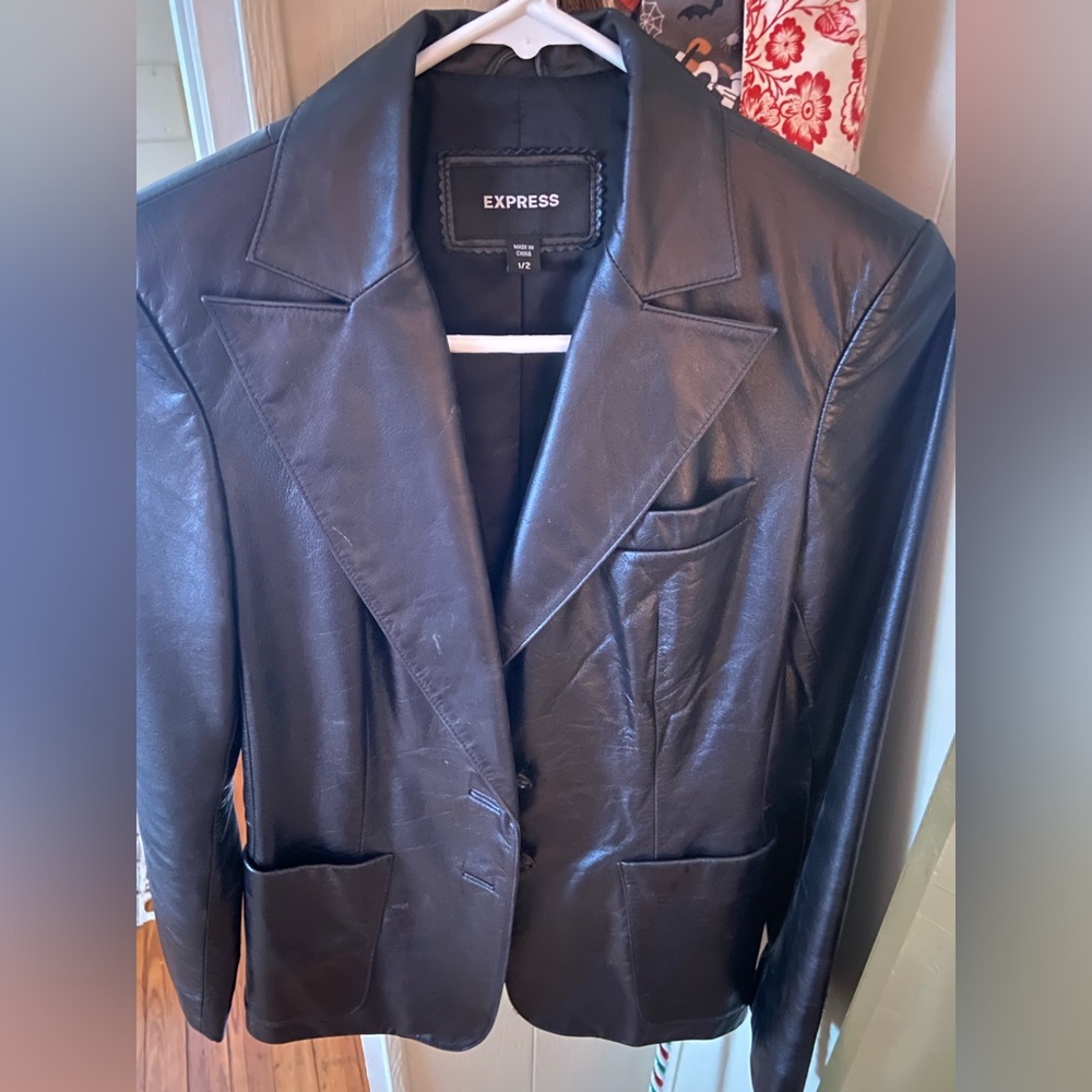 Black leather jacket great quality vintage Express size 1/2 petite.